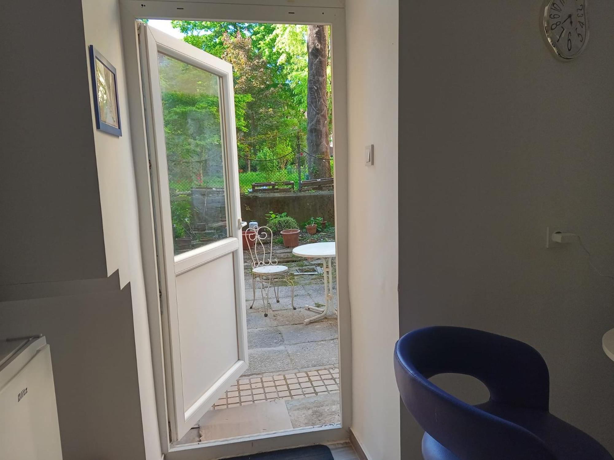 Zagreb 2 Botanical Garden Budget Apartment 外观 照片